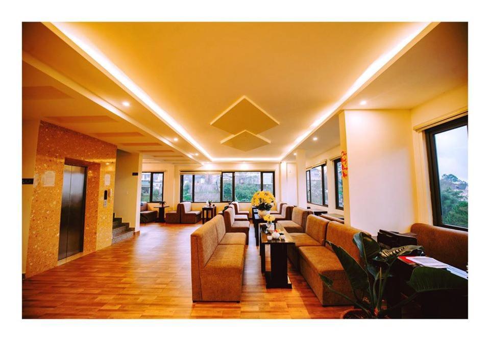 Van Tien Tv Hotel Da Lat- Ttn Hotel Zewnętrze zdjęcie